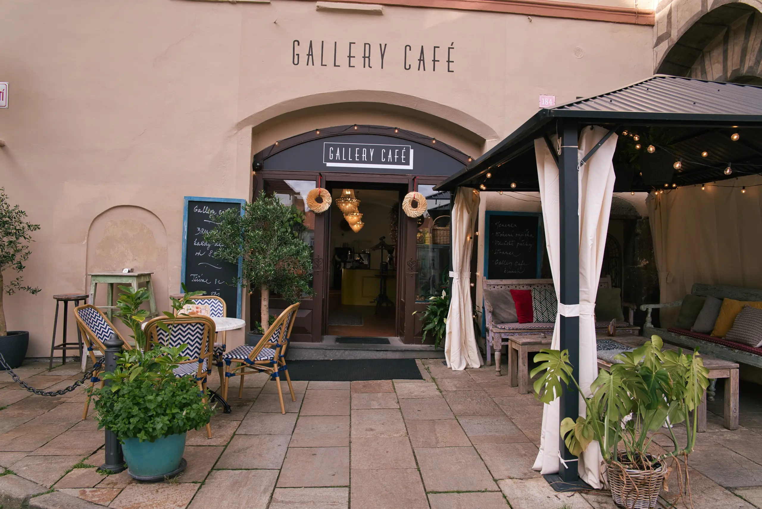 Vstup do Gallery Café